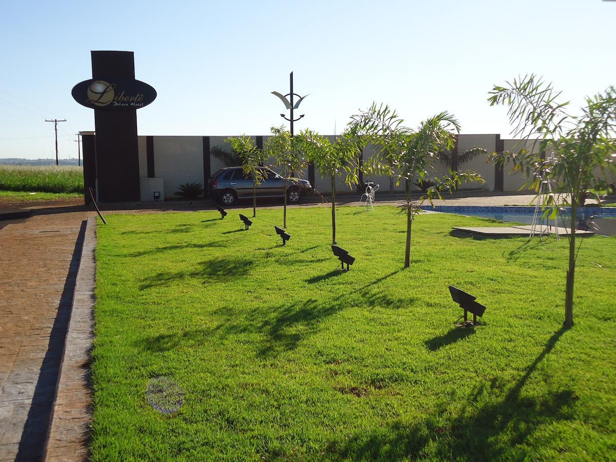 Liberte Palace Hotel Rio Verde Zewnętrze zdjęcie